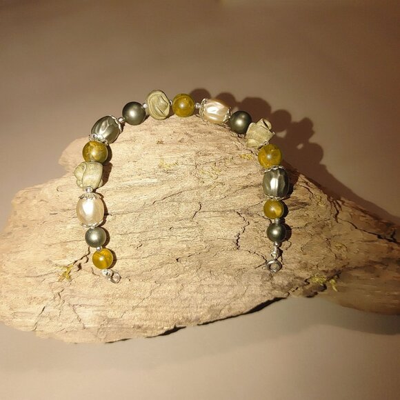 Bead Bracelet Silver Clay Pearls Handcrafted Nature Inspired Green Yellow Cream - Picture 6 of 6